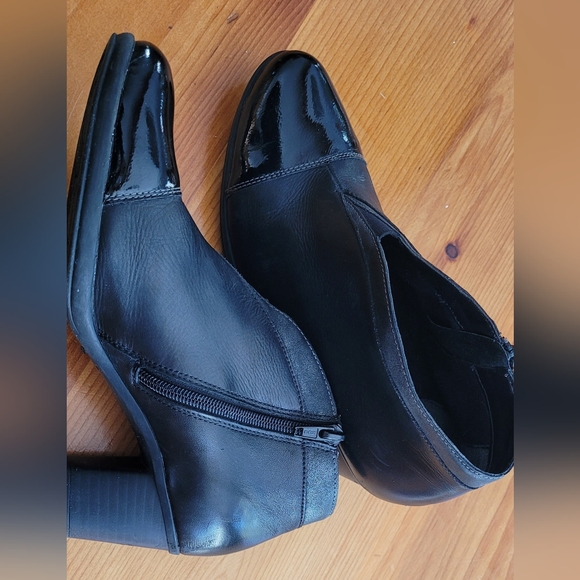 Women's Remonte Lined Short Boots - Picture 4 of 9